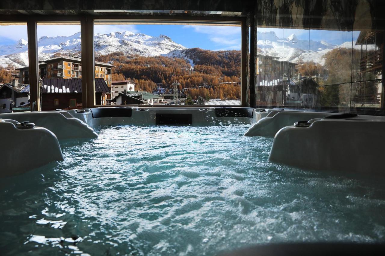 Chalet Blanc Cervinia Bed and Breakfast Breuil-Cervinia Exterior foto