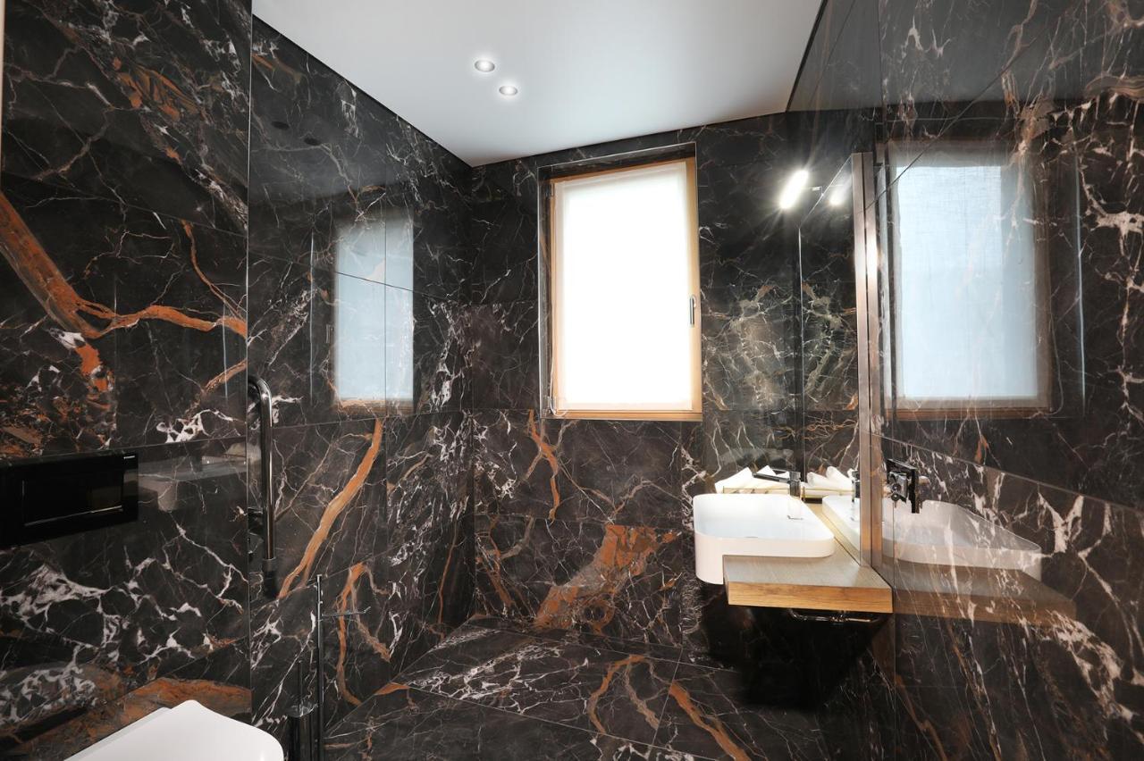 Chalet Blanc Cervinia Bed and Breakfast Breuil-Cervinia Exterior foto
